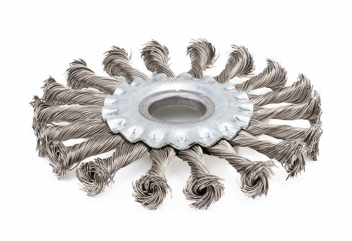 4.5 inch stainless steel knotted wire wheel with 7/8 inch arbor