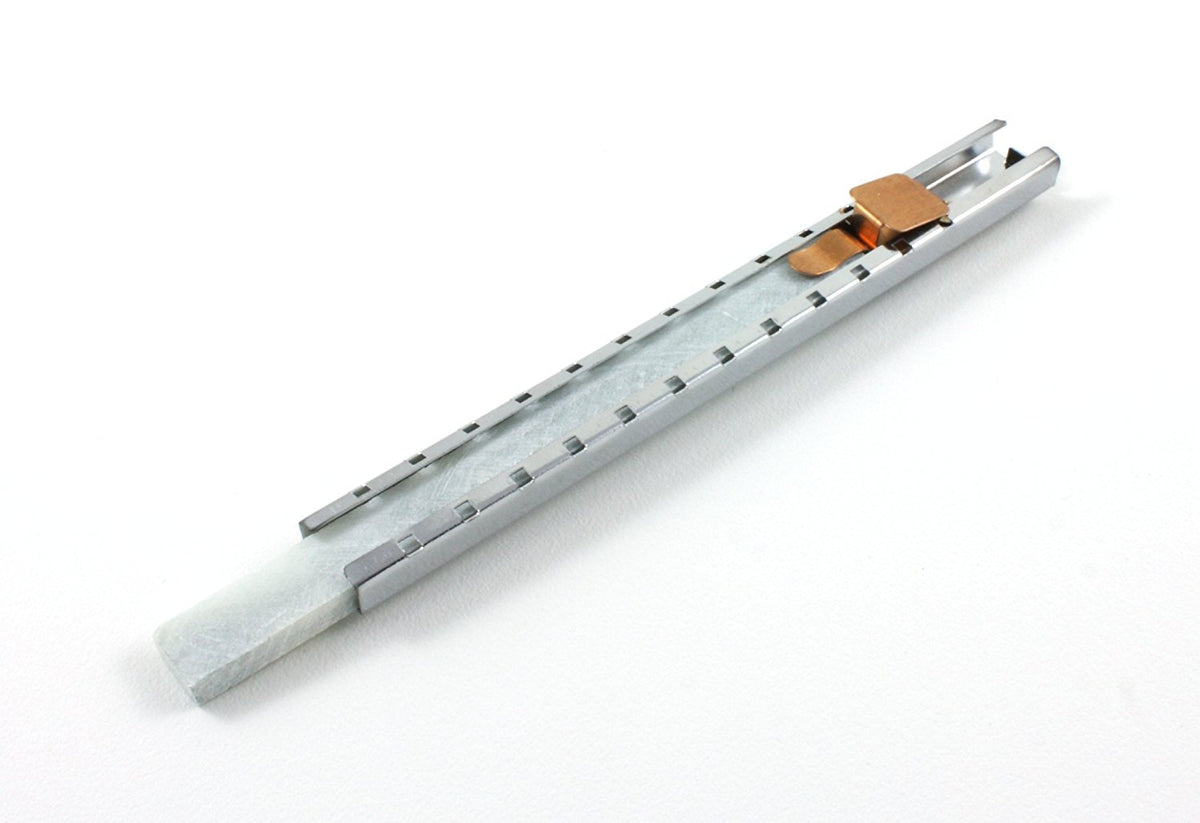 Soapstone Holder + 10 Flat Soapstone Chalk for Welding, Engineering, S Mundaka Technologies