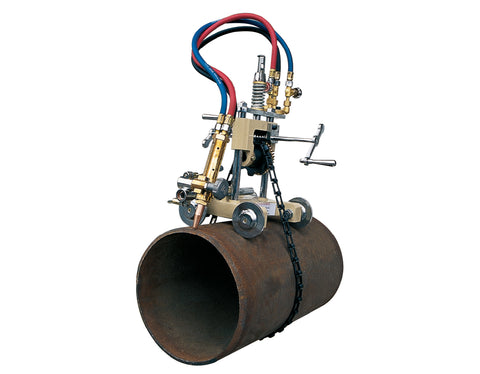 CG2-11G manual oxy-fuel cutting machine mounted on a steel pipe